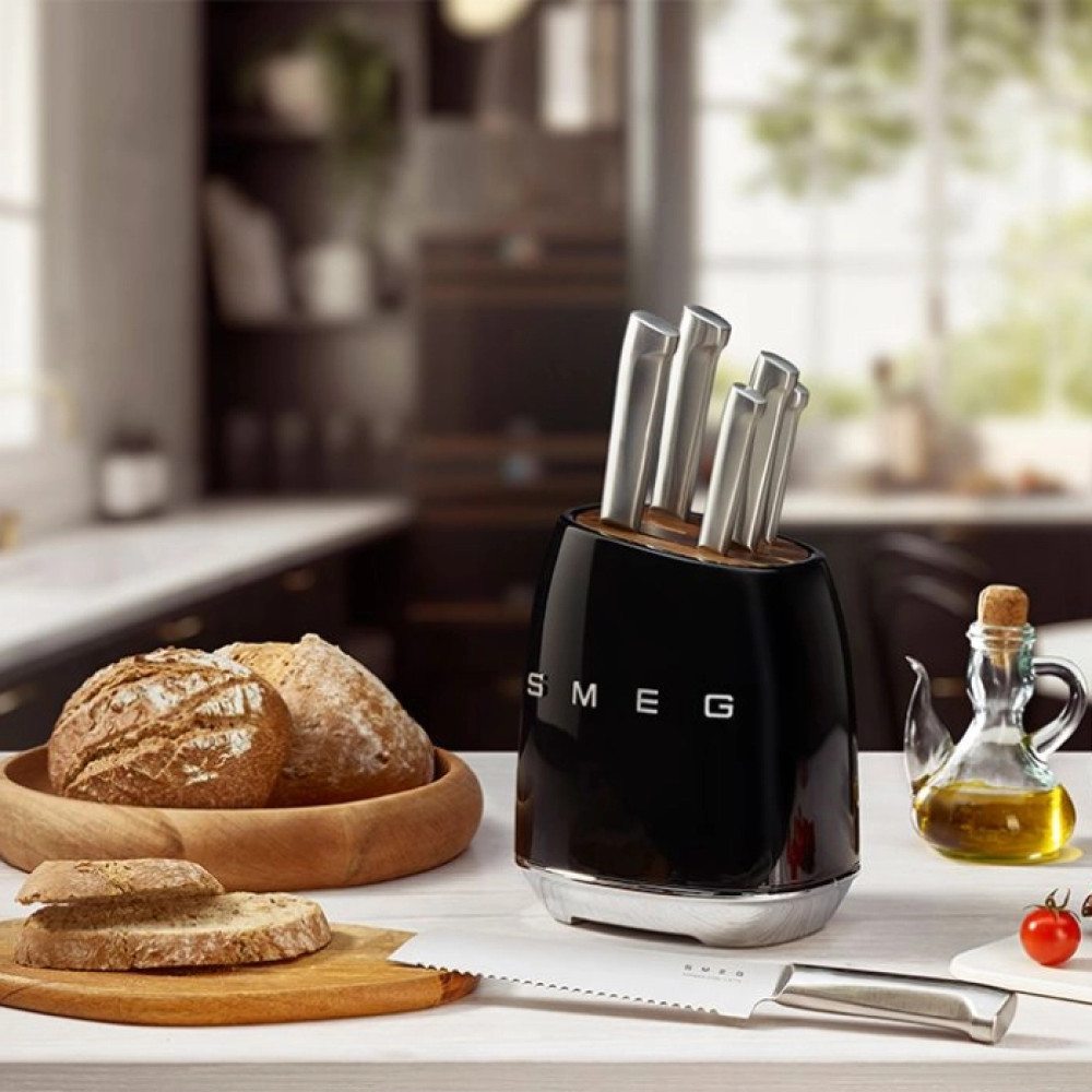Набір ножів із підставкою SMEG, чорний — 7 предметів